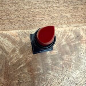 Smashbox Legendary Red Lipstick in ROUGE À LÊVRES Mini Size